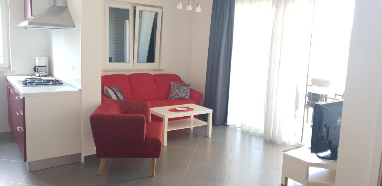 Apartment Ema *